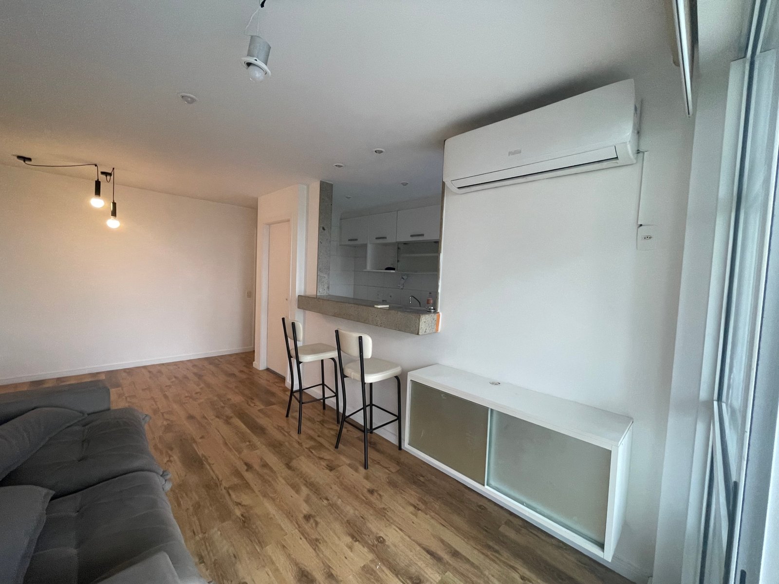Apartamento com 2 Quartos para alugar, 70m² – Barra da Tijuca