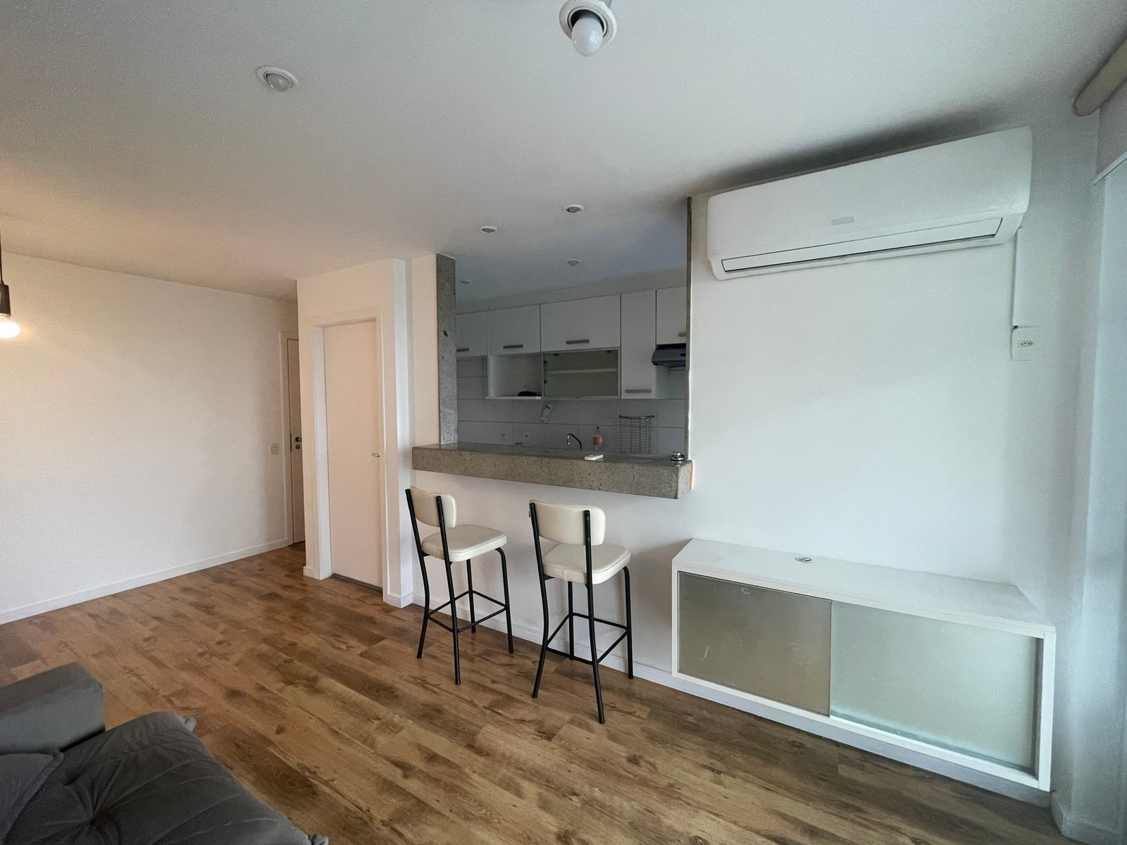 Apartamento com 2 Quartos para alugar, 70m² – Barra da Tijuca