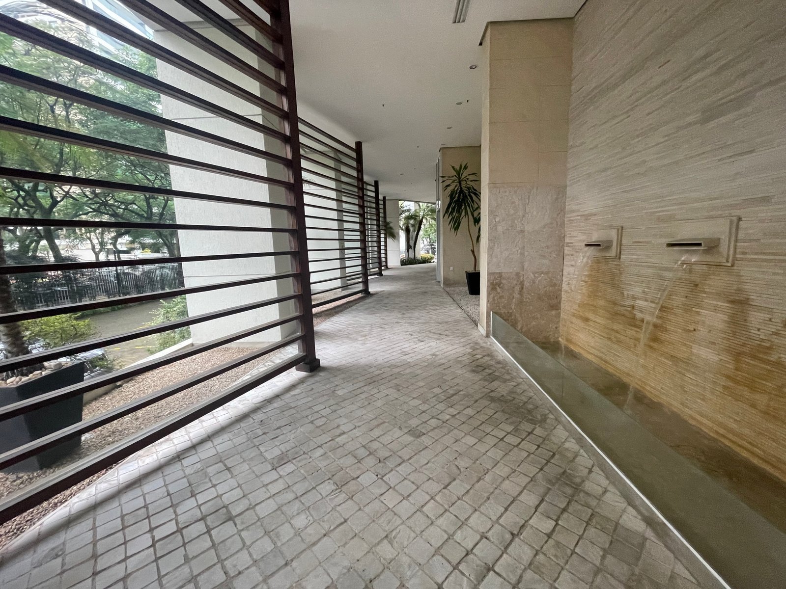 Apartamento com 2 Quartos para alugar, 70m² – Barra da Tijuca