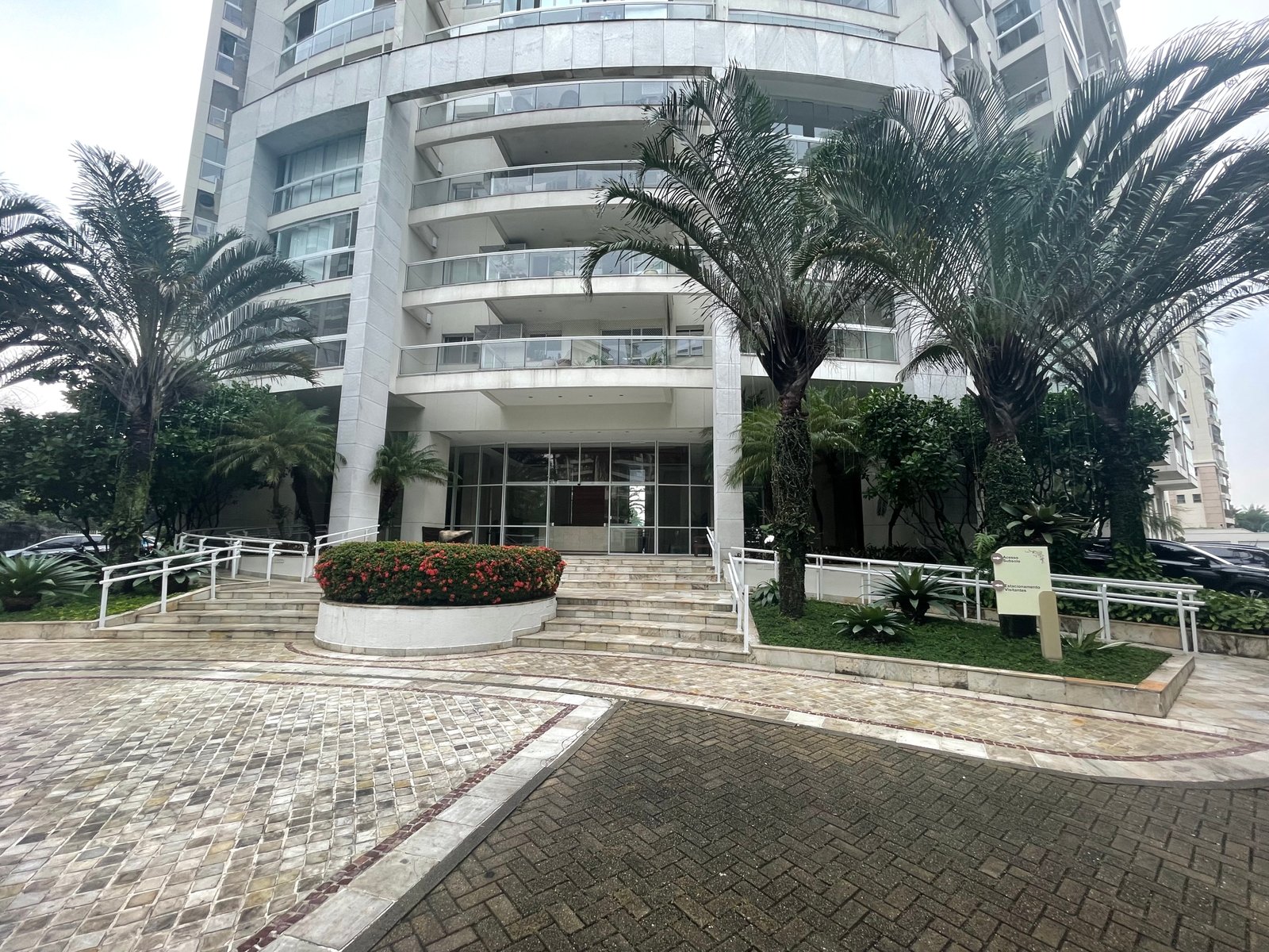 Apartamento com 2 Quartos para alugar, 70m² – Barra da Tijuca