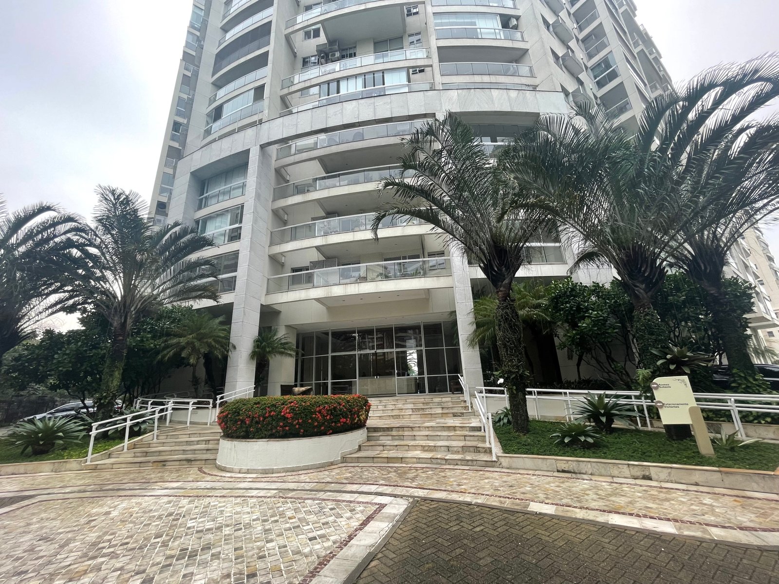 Apartamento com 2 Quartos para alugar, 70m² – Barra da Tijuca