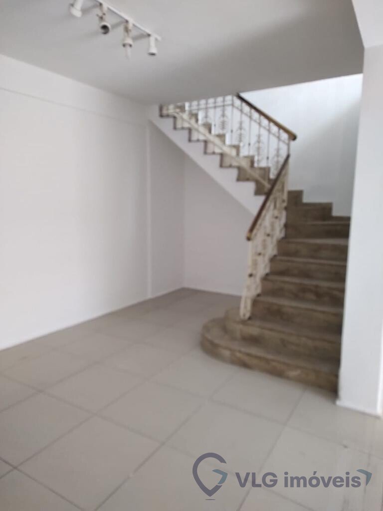 Imóvel para alugar, 365m² – Centro
