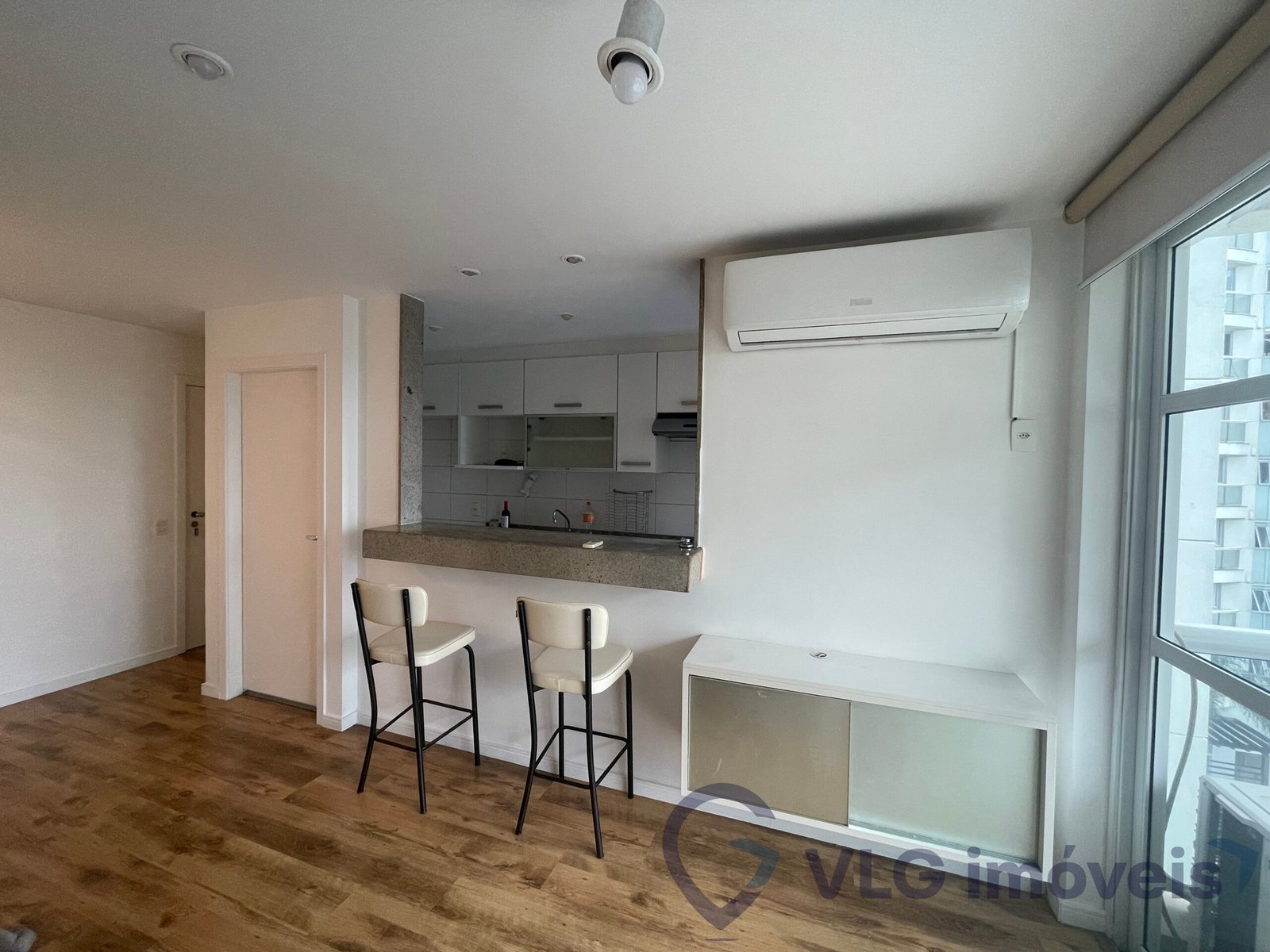 Apartamento com 2 Quartos para alugar, 70m² – Barra da Tijuca
