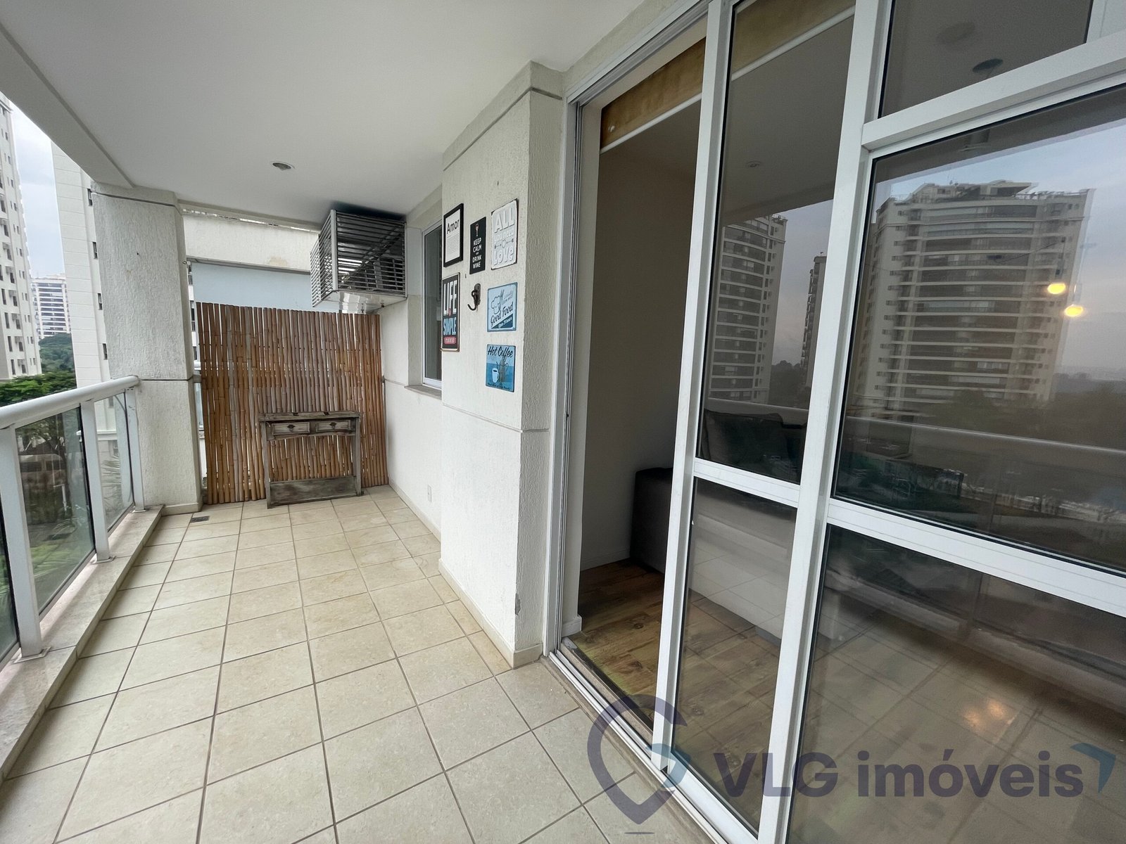 Apartamento com 2 Quartos para alugar, 70m² – Barra da Tijuca