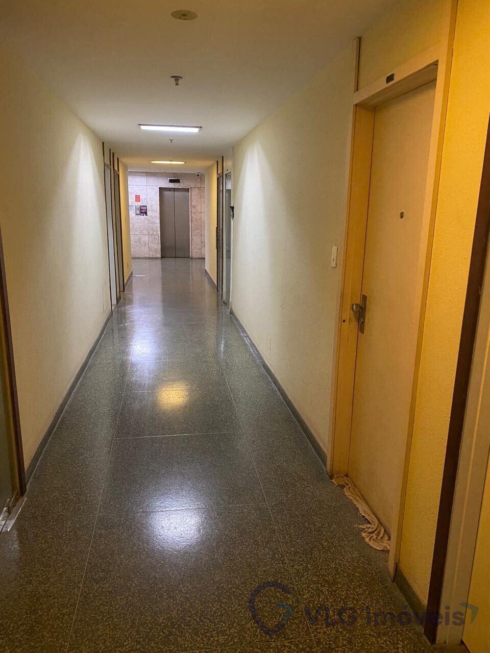 Imagem do WhatsApp de 2025-09-02 à(s) 17.35.11_d52e3548 Conjunto Comercial / Sala para alugar, 38m² – Centro