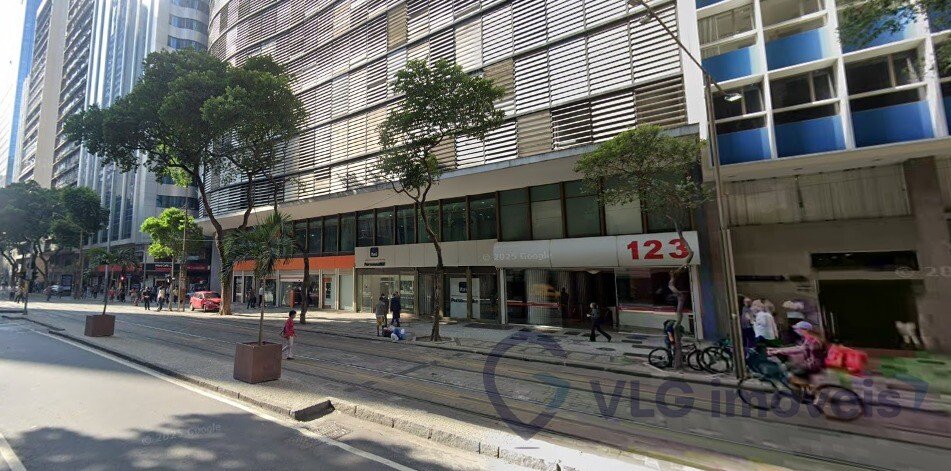Imagem do WhatsApp de 2025-09-03 à(s) 10.26.16_2b322208 Conjunto Comercial / Sala para alugar, 38m² – Centro