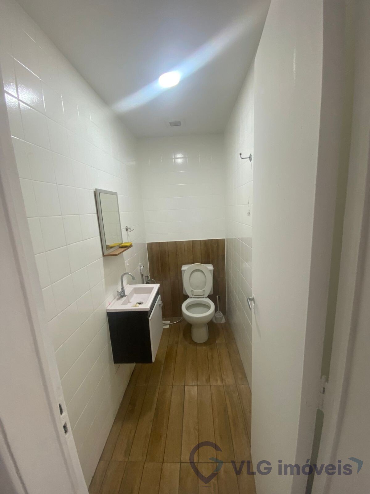 banheiro 1 Conjunto Comercial / Sala para alugar, 27m² – Centro
