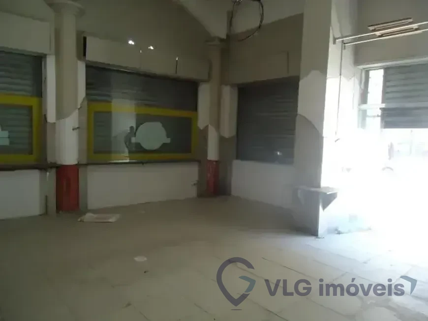 Loja / Salão / Ponto Comercial para alugar, 374m² – Centro