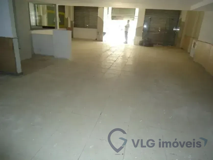 Loja / Salão / Ponto Comercial para alugar, 374m² – Centro