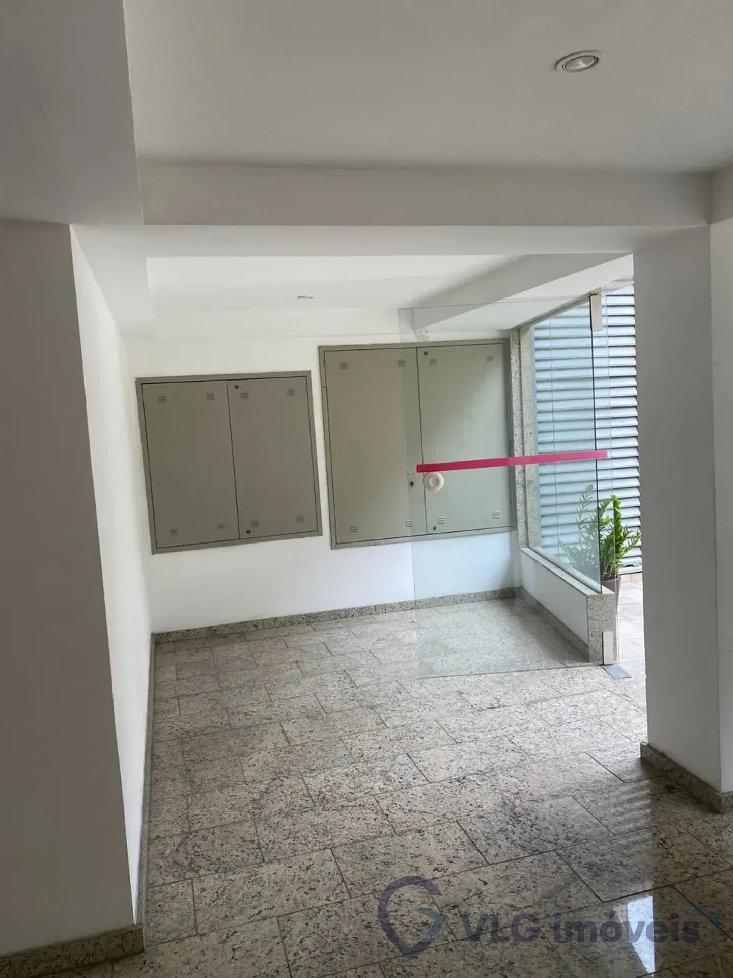 imgi_275_conjunto-comercial-sala-para-alugar-359m-no-meier-rio-de-janeiro Conjunto Comercial / Sala para alugar, 359m² – Méier