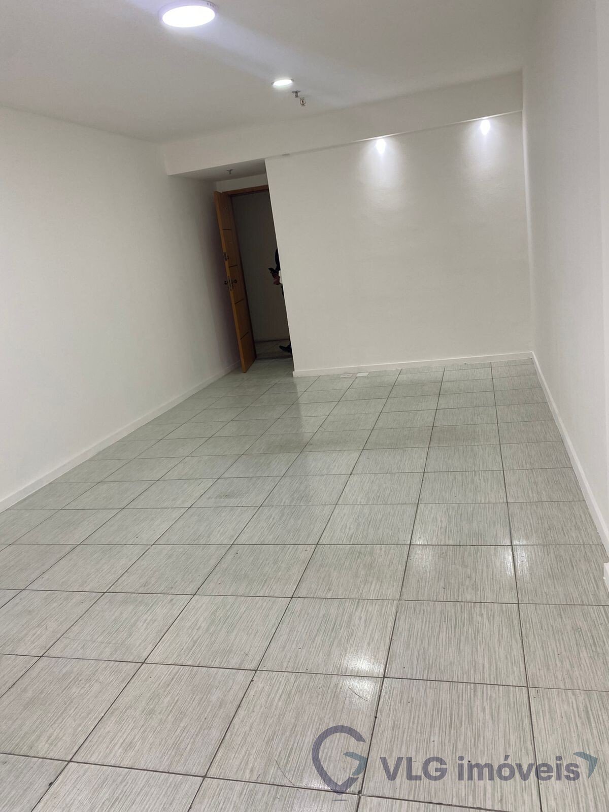 sala 3 Conjunto Comercial / Sala para alugar, 27m² – Centro