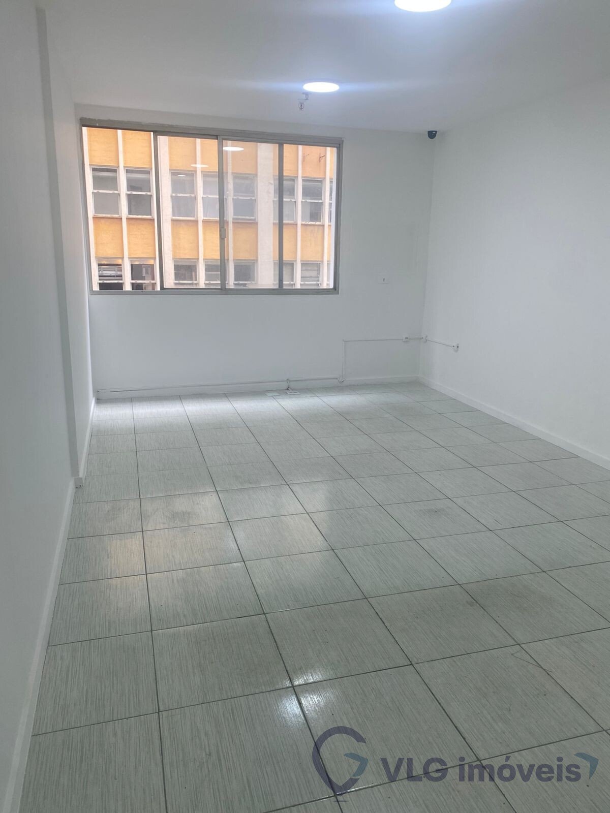 sala 5 Conjunto Comercial / Sala para alugar, 27m² – Centro