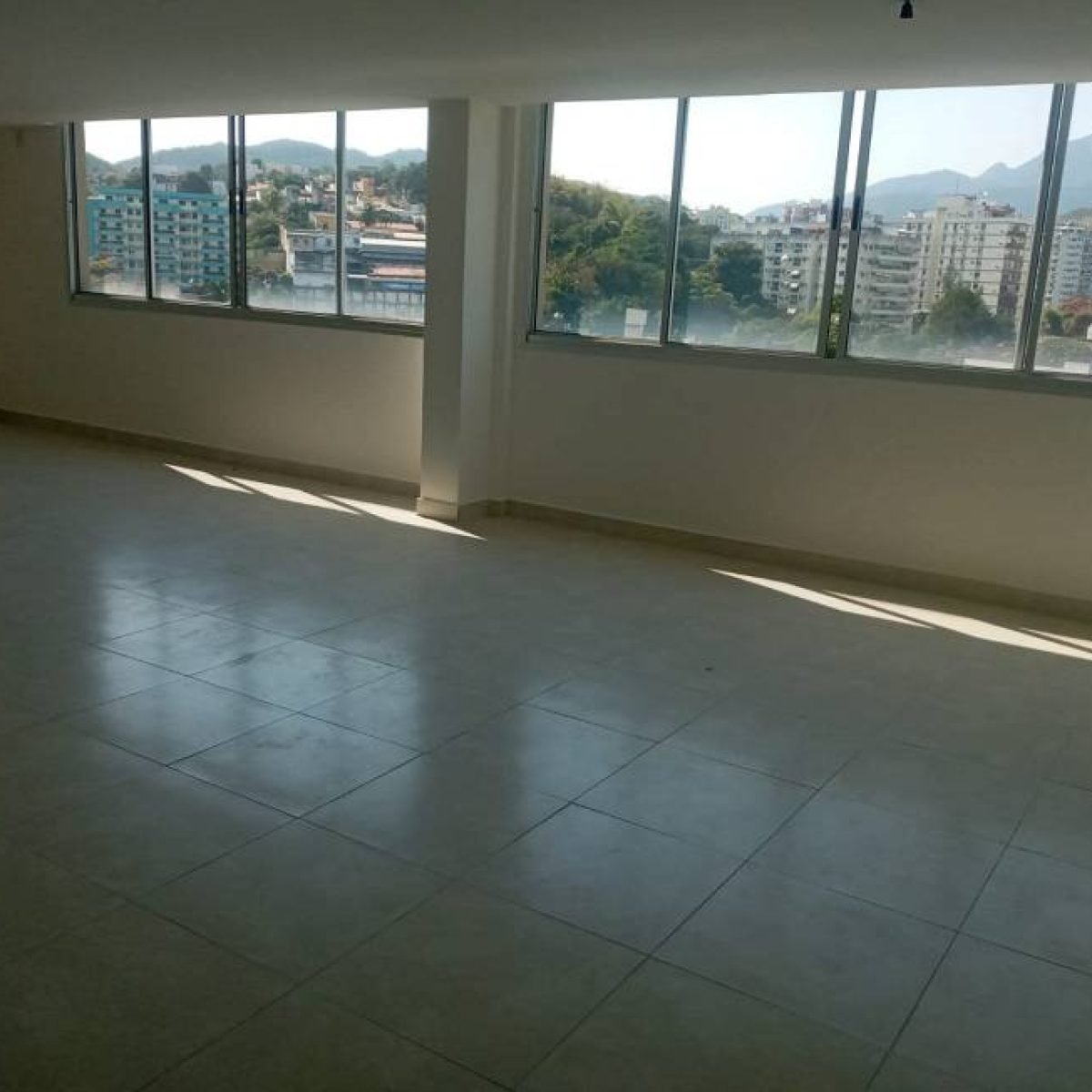 foto-2-de-sala-comercial-para-venda-ou-aluguel-80m-em-pechincha-rio-de-janeiro