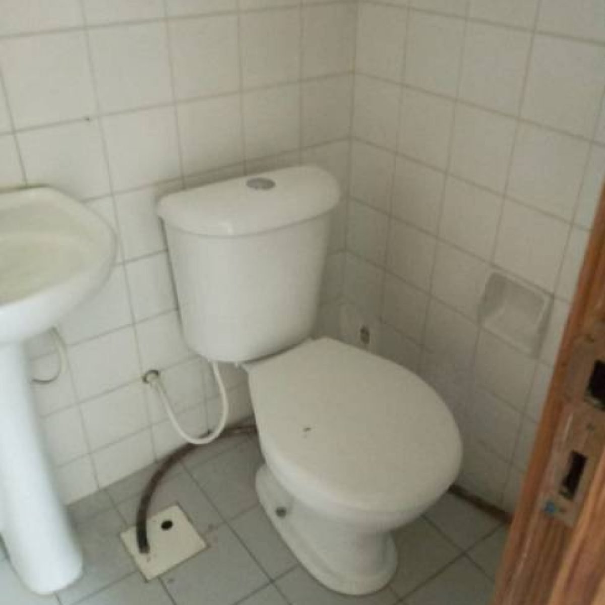 foto-3-de-sala-comercial-para-venda-ou-aluguel-28m-em-centro-rio-de-janeiro